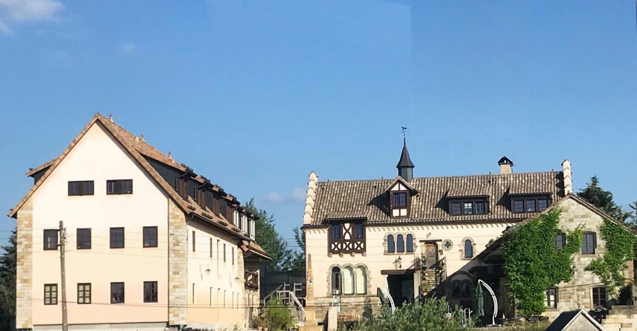 Apartment Gerichtsstube Im Rittergut Bei Dresden Für 2 Erw Und 4 Kids *